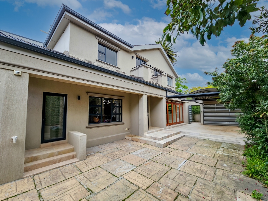 4 Bedroom Property for Sale in Rondebosch Western Cape